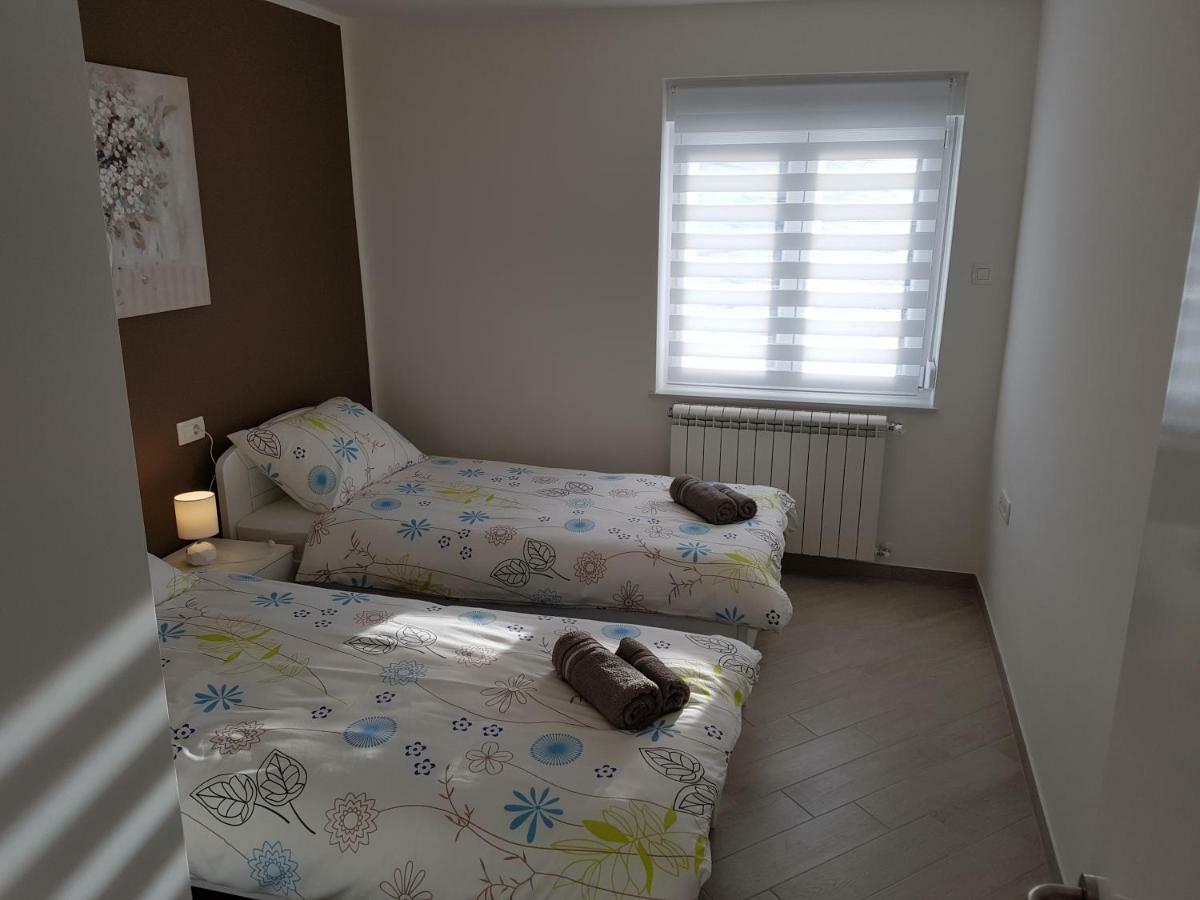 Apartment Laura Kostrena Esterno foto